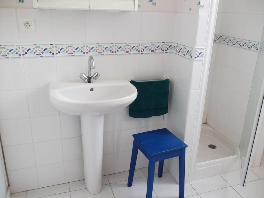 Gite -Belle Maison Dans Une Ancienne Ecole-Tarif Reduit Hors We ! Chanzeaux Εξωτερικό φωτογραφία