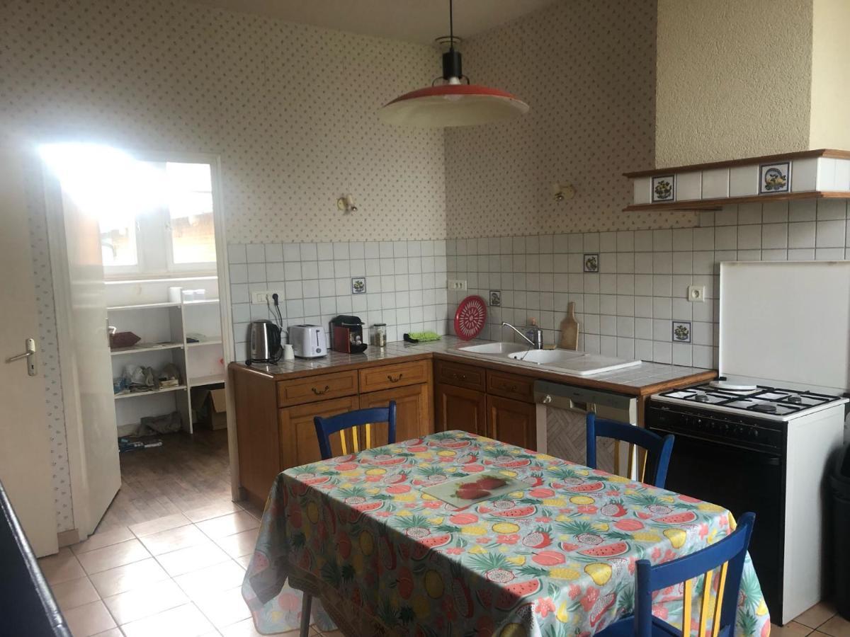 Gite -Belle Maison Dans Une Ancienne Ecole-Tarif Reduit Hors We ! Chanzeaux Εξωτερικό φωτογραφία